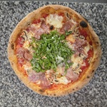 Prosciutto e Funghi Pizza